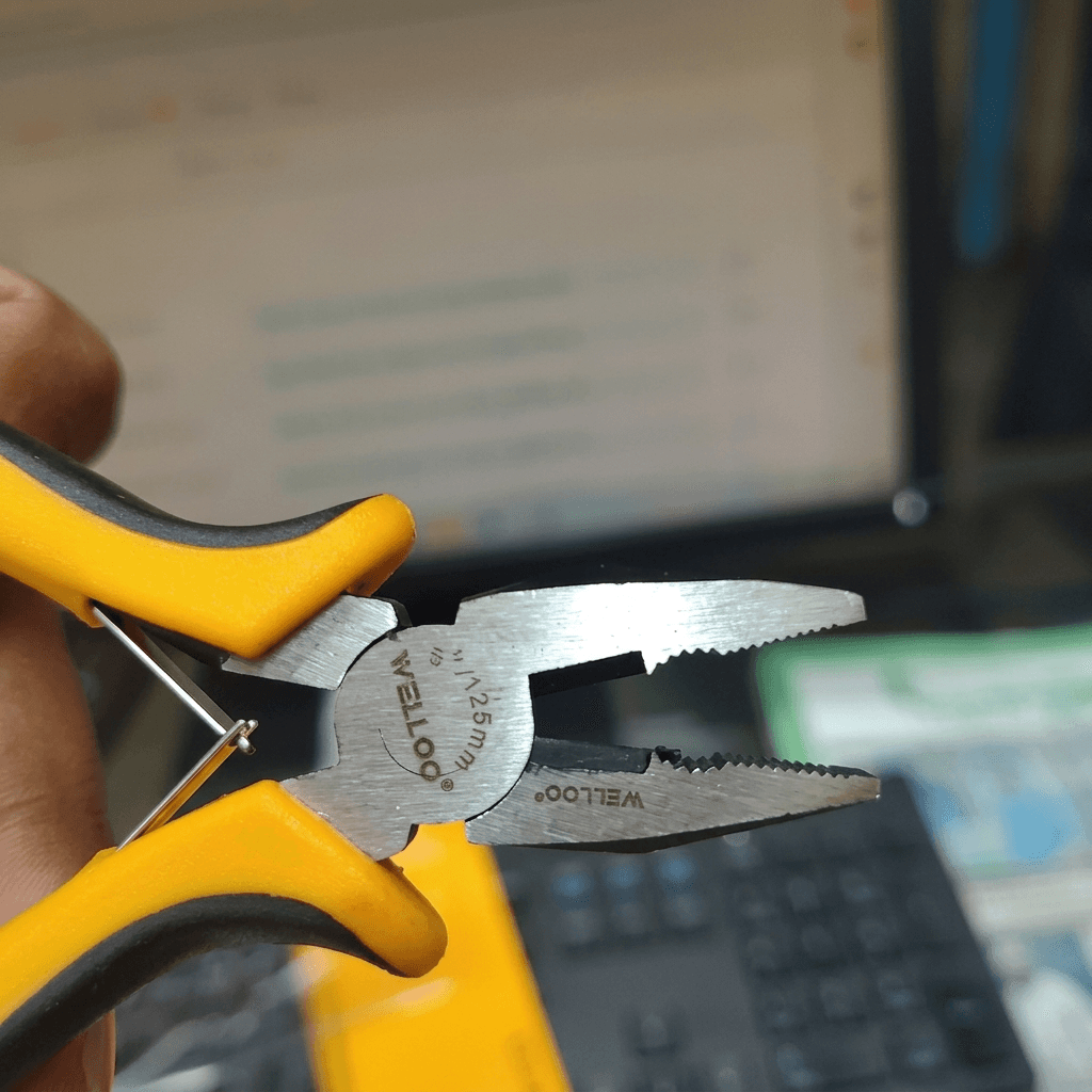 Welloo Mini Nose Pliers  115mm, MCP08503