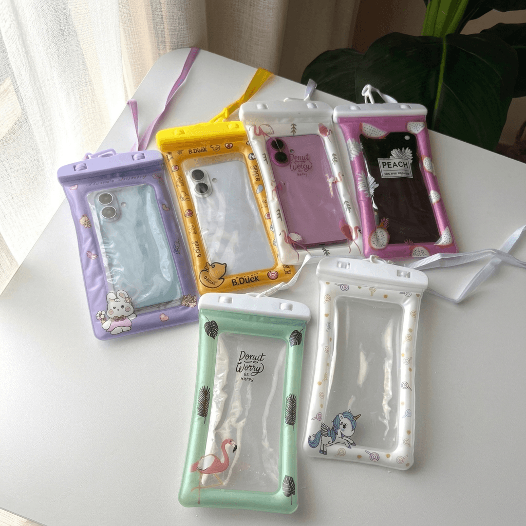 Swimming Tour Waterproof Phone Bag (duck design)